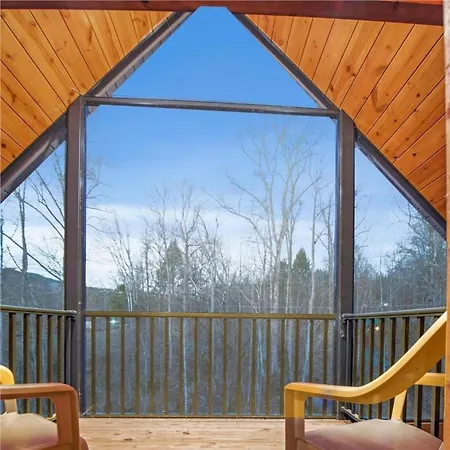 Moondance Cabin-Enjoy Your Journey To The Smokies!